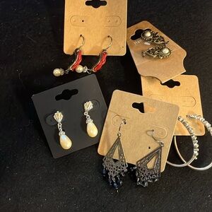 Dress silver hoop earrings and lot of 5 earrings